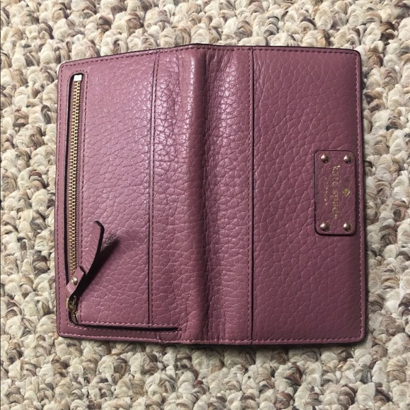 Kate Spade bifold wallet - Picture 4 of 5